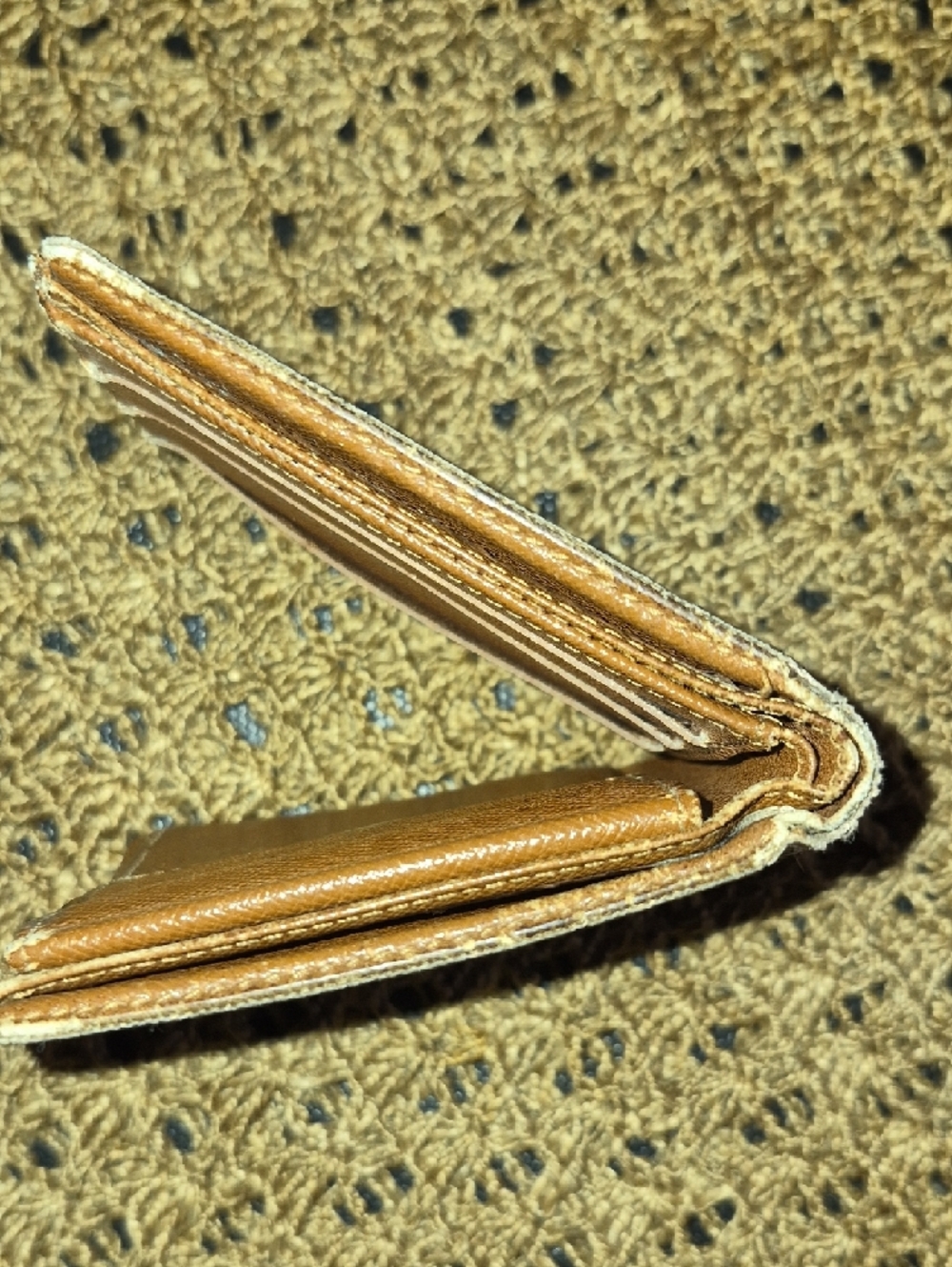 Louis Vuitton Monogram Canvas Bi-fold Wallet - Picture 6 of 8